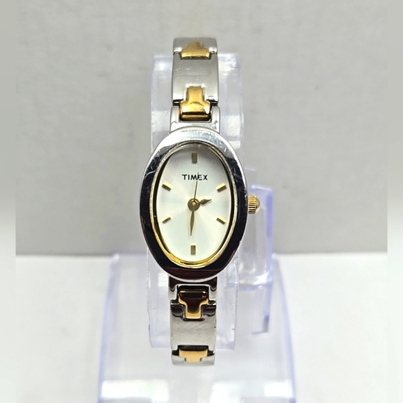 Womens Timex N5 Two-Tone Watch Mother Of Pearl Dial New Battery - Picture 1 of 11